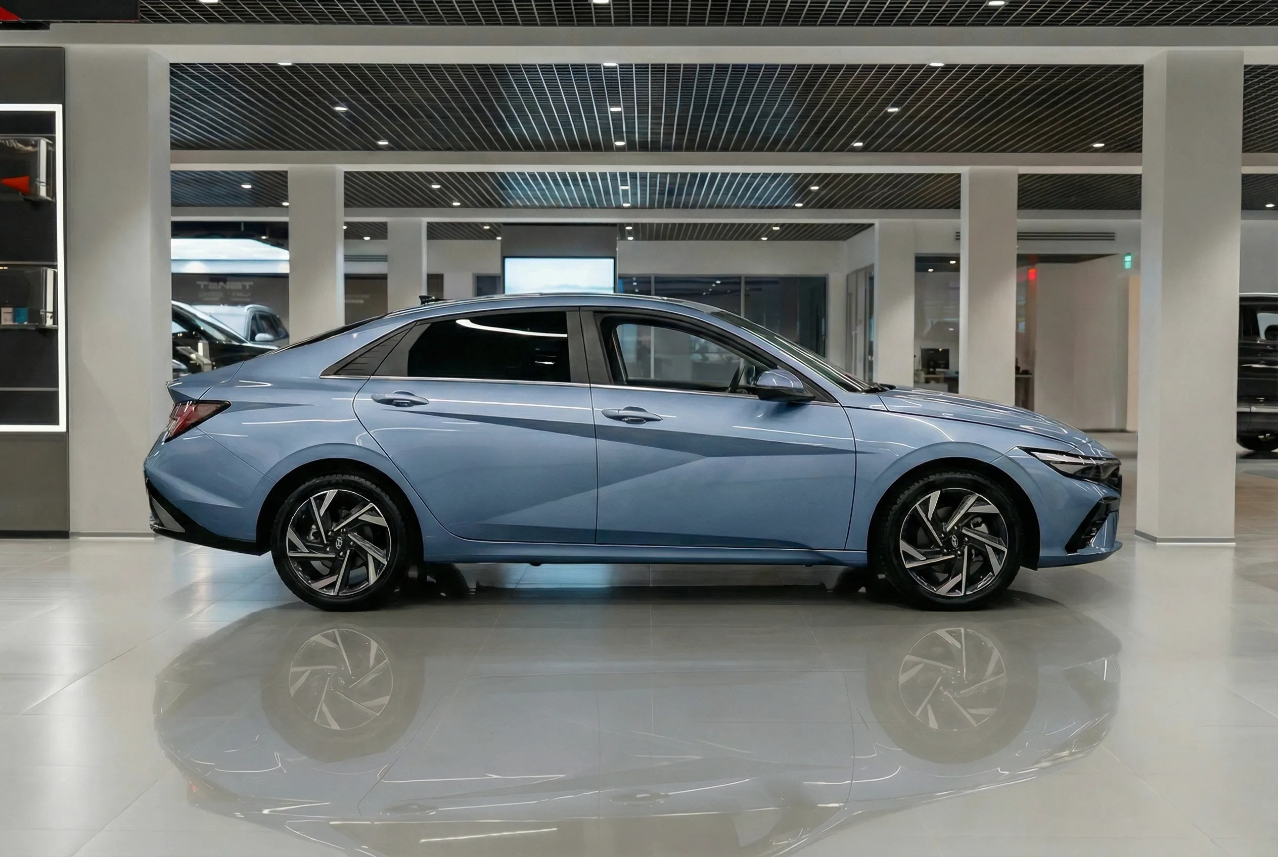 Elantra photo 2